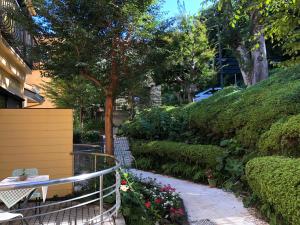 גינה חיצונית ב-伊道荘園
