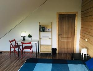 Kuchyň nebo kuchyňský kout v ubytování Room in a Scandinavian Style House