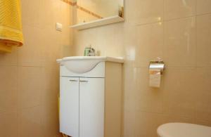 Kúpeľňa v ubytovaní Apartments Villa Amalia + 37 fotografií