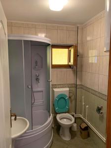Ένα μπάνιο στο Apartments Darija