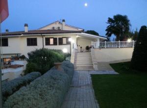 Το κτήριο όπου στεγάζεται  το bed & breakfast