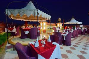Ресторант или друго място за хранене в Umaid Mahal - A Heritage Style Boutique Hotel