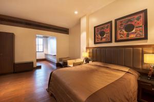 Postel nebo postele na pokoji v ubytování Park Suites + 27 fotografií
