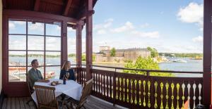 Výhled na řeku, která protéká v blízkosti hotelu + 37 fotografií