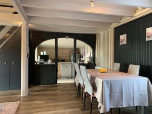 Gallery image of Chalet bord de mer 6 couchages in Merville-Franceville-Plage