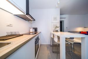 Kuchyň nebo kuchyňský kout v ubytování Mari House