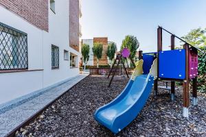 Children's play area sa Apartamentos Sunway Amapola