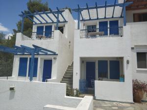 Gallery image of Rania Studios in Poros