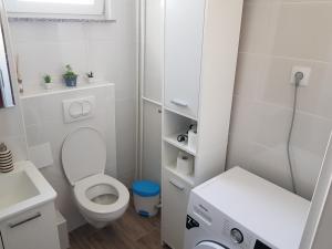 Kúpeľňa v ubytovaní Sunny Kvarner Apartment + 14 fotografií
