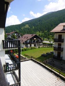 Nespecifikovaný výhled na hory nebo výhled na hory při pohledu z apartmánu