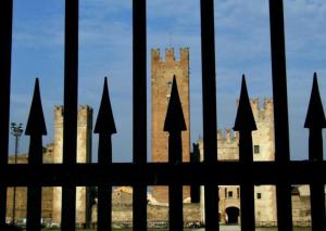 Afbeelding uit fotogalerij van Bed And Breakfast Castello in Villafranca di Verona
