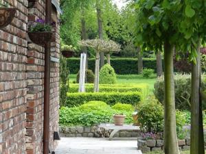 Aed väljaspool majutusasutust B&B Hoeve Ransberg