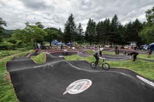 Clientes alojados en Snow Peak Jyubako（AKAIGAWA TOMO PLAYPARK）