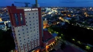Linna Jambi üldine vaade või majutusasutusest Abadi Suite Hotel & Tower pildistatud vaade
