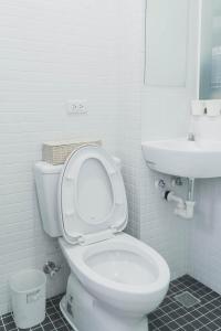 Koupelna v ubytování Boléro Homestay I 鄰近花園夜市