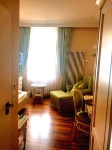 Posezení v ubytování Mokni's Palais Hotel & SPA