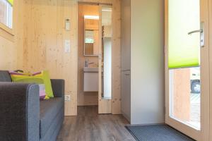 Fiechtehüsli (tiny house)廚房或簡易廚房