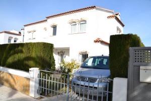 Fotografia z galérie ubytovania Casa-Alhaja v destinácii Miami Platja + 6 fotografií