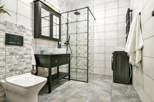 Kúpeľňa v ubytovaní Old Town LTC - Apartments Starówka Panieńska