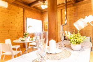 Χώρος καθιστικού στο Awaji Seaside Log House