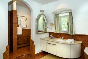 A bathroom at Waldach Villa