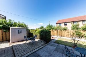 3 BED House w/Drive & Garden v/Fast WiFi near bioQuarter