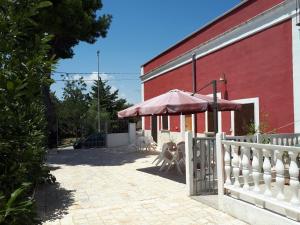 The building in which the holiday home is located