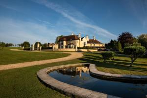 Gallery image of Charlton court in Radstock