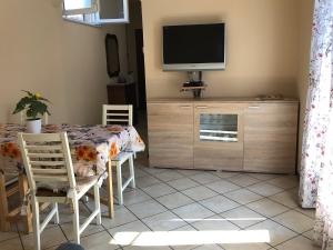 ストレーザにあるLa Terrazza degli Oleandriのギャラリーの写真 +14枚の写真