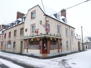 Imagem da galeria de Hôtel du Cygne em LʼAigle