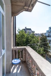 A balcony or terrace at Midnight Blue
