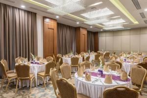 Gambar di galeri bagi Century Hotel Doha di Doha