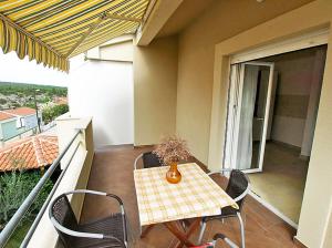 Balkón nebo terasa v ubytování Seaside apartments