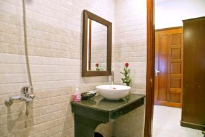 Phòng tắm tại Basil Homestay