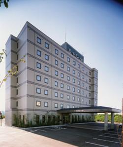 a renderización de un edificio de hotel en Hotel Route-Inn Jouetsu, en Joetsu