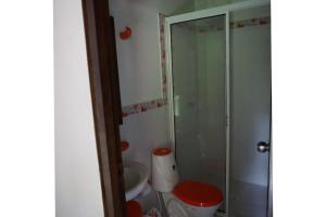 Vannituba majutusasutuses Hostal Suna Vito