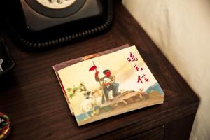Fotografie z fotogalerie ubytování Nostalgia Hotel Near Prince Gong's Mansion- Beihai Park, Tian'anmen Square, Nanluoguxiang Hutong, Huguosi Hutong Snack Street, 5 minutes walk away from Ping'anli Subway Station, Free ice cream and laundry service,English communication well v Pekingu
