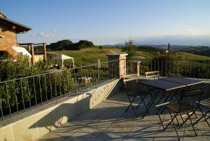 En balkon eller terrasse på Bricco Torricella