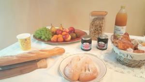 Gallery image of Mas des Prevots B&B in Noves