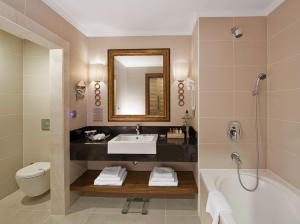 Koupelna v ubytování Akka Antedon Hotel - Premium Ultra All Inclusive