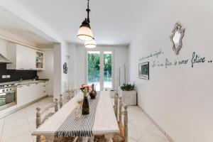 Dapur atau dapur kecil di Campus House