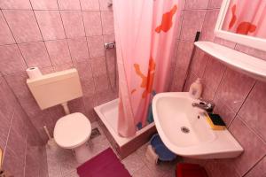 Koupelna v ubytování Apartments Palmero