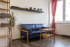 A seating area at Best View Apartments