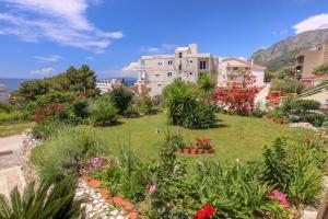Fotografie z fotogalerie ubytování Apartments Palmero v destinaci Gradac + 37 fotografií