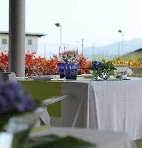Mynd úr myndasafni af Hotel Miralago í Bossico