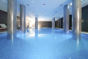 Bazén v ubytování NB Hotel&Spa nebo v jeho okolí
