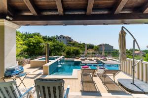Bazén v ubytování Villa La Vagabonda Apartment nebo v jeho okolí