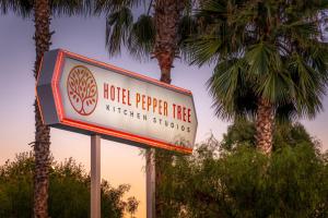 Certifikát, hodnocení, plakát nebo jiný dokument vystavený v ubytování Hotel Pepper Tree Boutique Kitchen Studios - Anaheim
