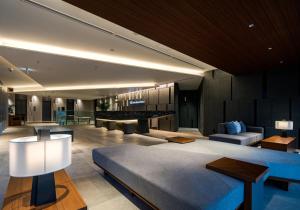 Khu vực ghế ngồi tại Daiwa Roynet Hotel Kyoto Terrace Hachijo PREMIER