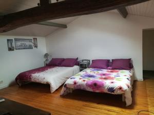 Postel nebo postele na pokoji v ubytování Domaine des fées + 160 fotografií